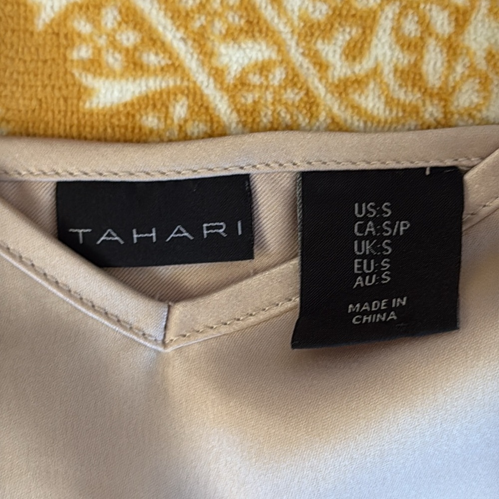 Tahari Cream Satin Camisole Top - S - Picture 2 of 4